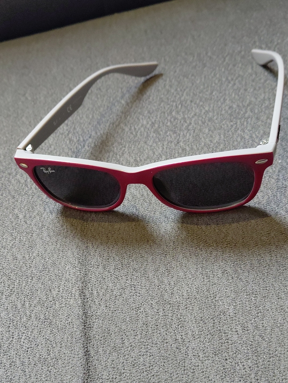 Ray-Ban Kids Pink Front Gray Arms Sunglasses with Dark Lenses - Youth Wayfarer